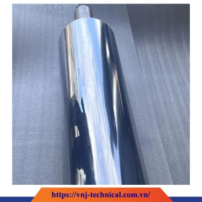 Con Lăn Kim Loại Bề Mặt Bóng Gương