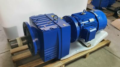  Motor Giảm Tốc Tải Nặng R Mặt Bích Đầu Rời