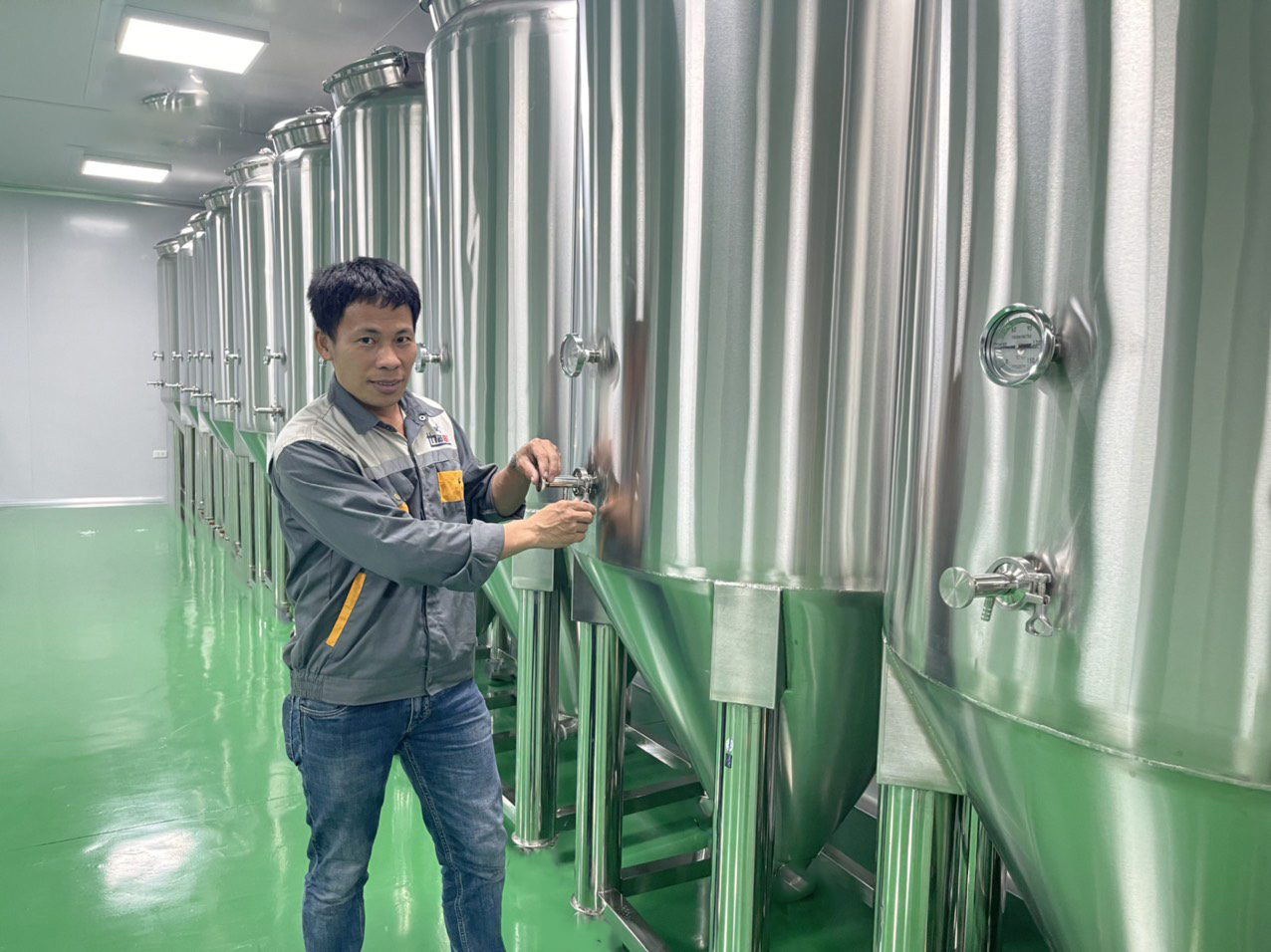 Tank Chứa Rượu 2500 Lít Inox SUS304